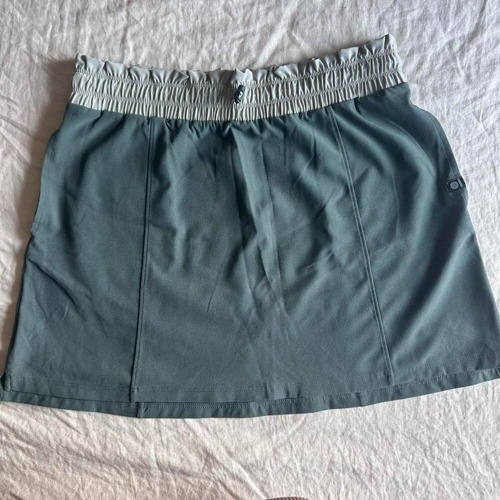 Zella Athletic Skirt Grey Medium Golf Tennis Pickleball Outdoors Hiking